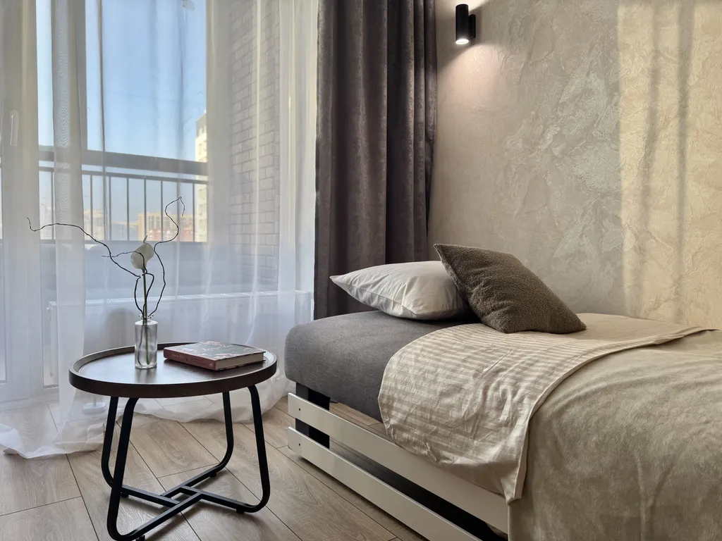 Квартира Квартира Просторная евродвушка с двумя Smart-TV в Прованс — Новосибирск