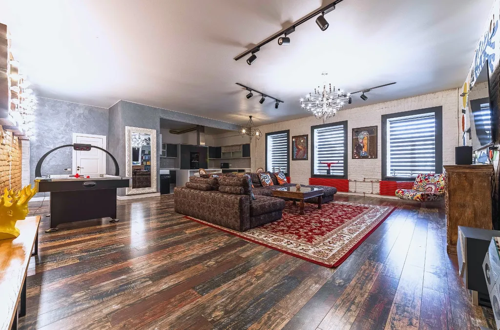 Эксклюзивныe апартамeнты в стилe поп-apт на Невском проспекте