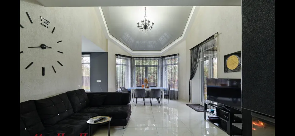 Современный коттедж в 12 км от Минска с плавательным озером, баней — аренда посуточно в Минск