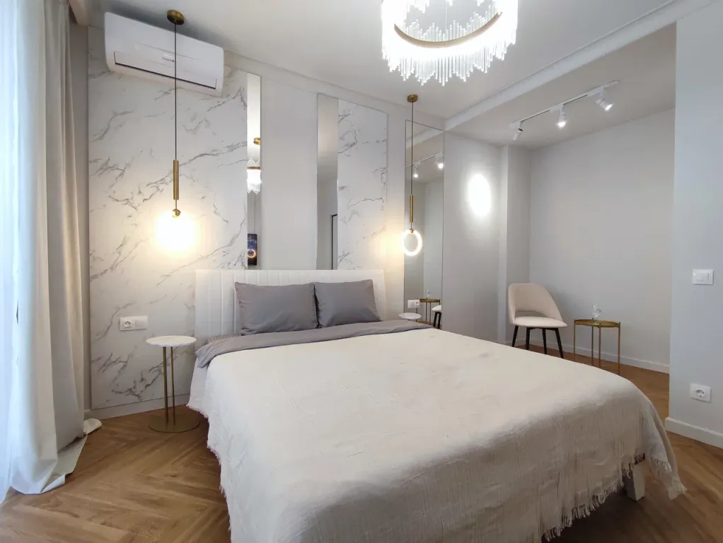 Современные, яркие апартаменты