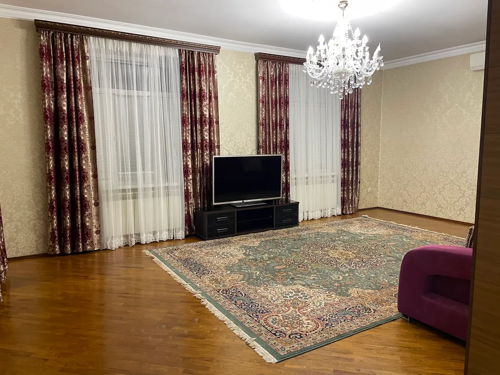 Коттедж Уютный дом, в центре города ,с шашлычной зоной и крытым двором. — Махачкала