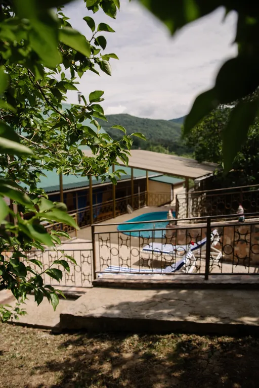 Дом с бассейном Лакшми