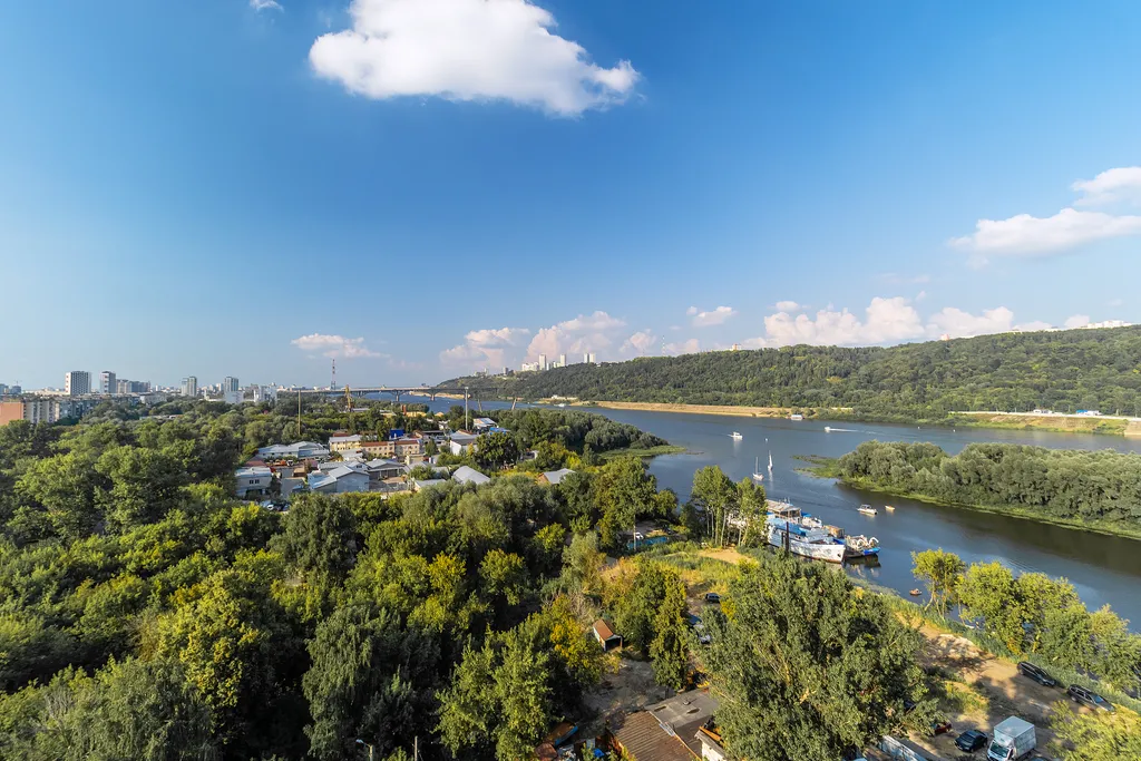 Уютная квартира на берегу реки