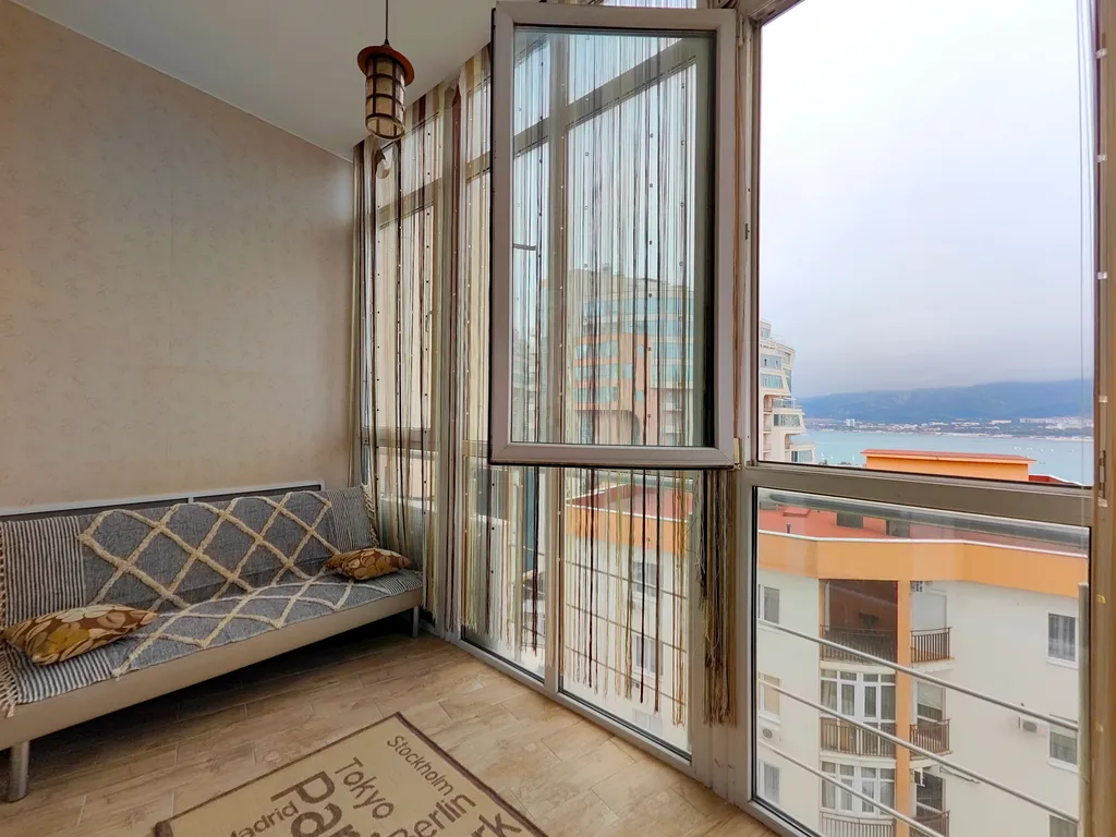 Евротрешка с видом на море на первой линии Элегантный Взгляд