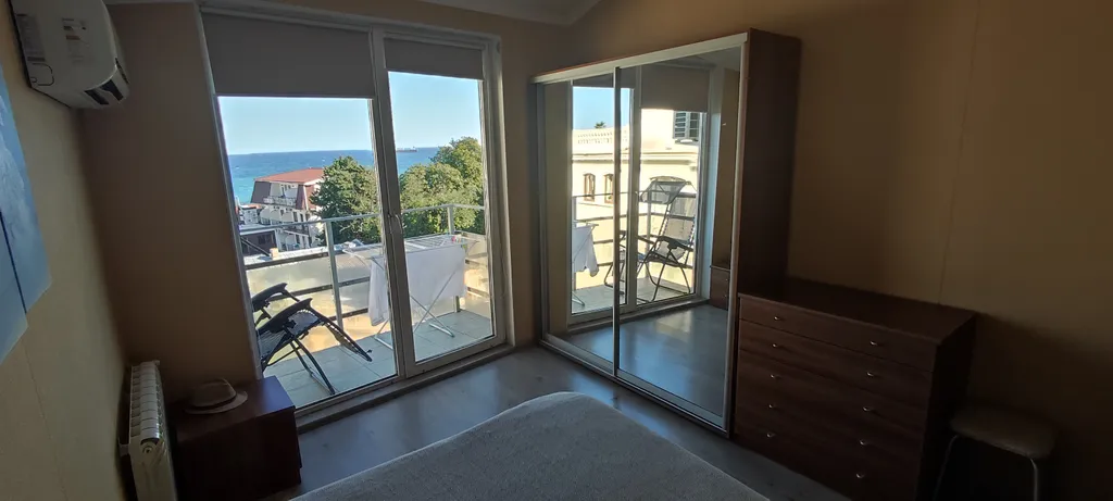 Уютная квартира с видом на море