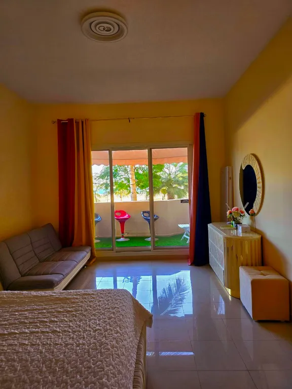 Апартаменты с частным пляжем и видом на море на острове Марджан