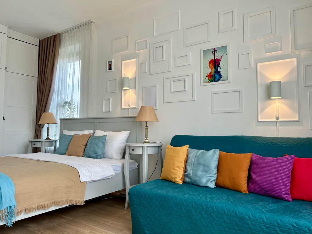 Встречайте рассветы в дизайнерской квартире с видом на Останкино.