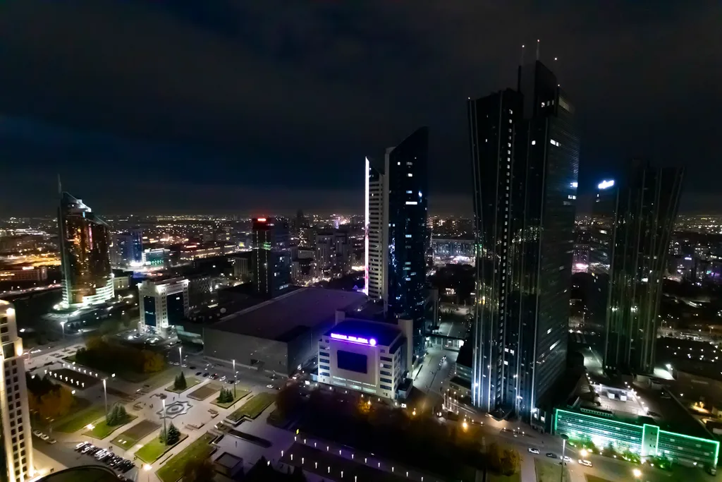 Элитные апартаменты с панорамным видом из окна в самом центре столицы