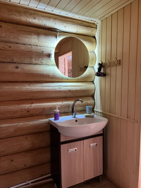 Семейный дом с баней у озера