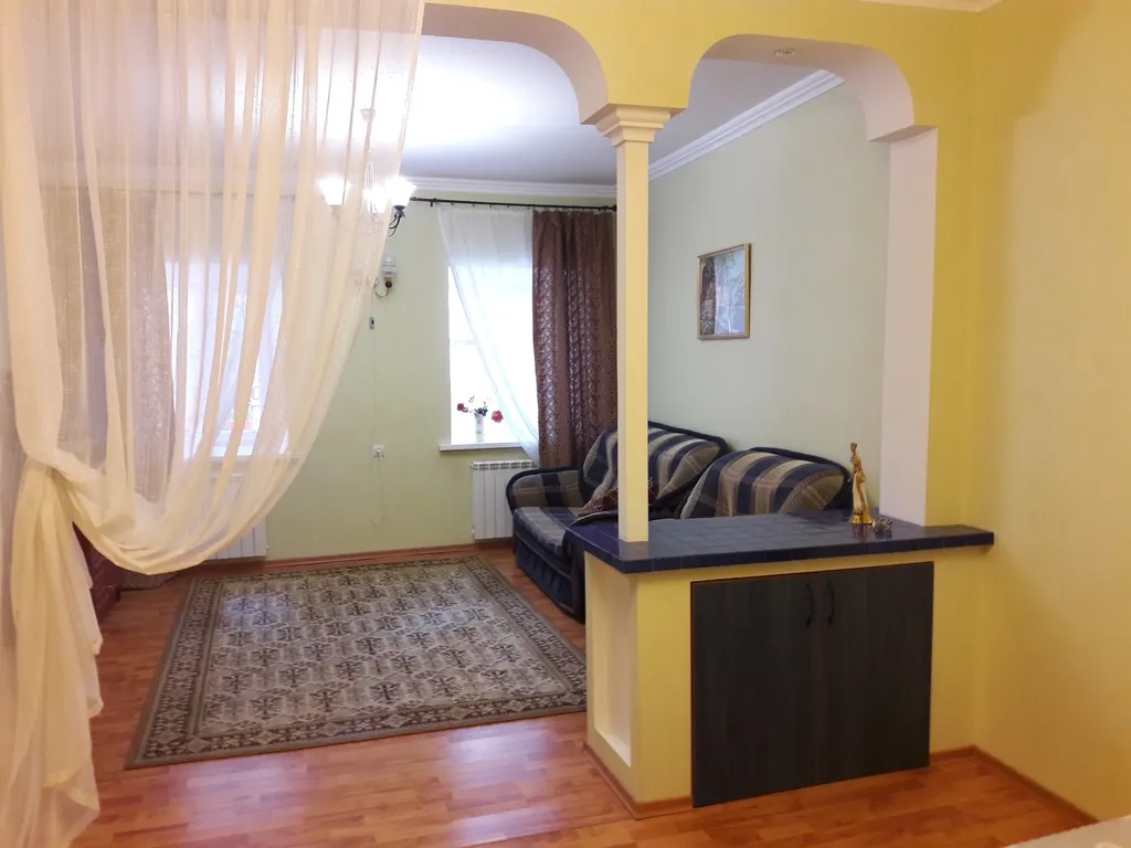 Квартира 1-комнатная Квартира — Алушта