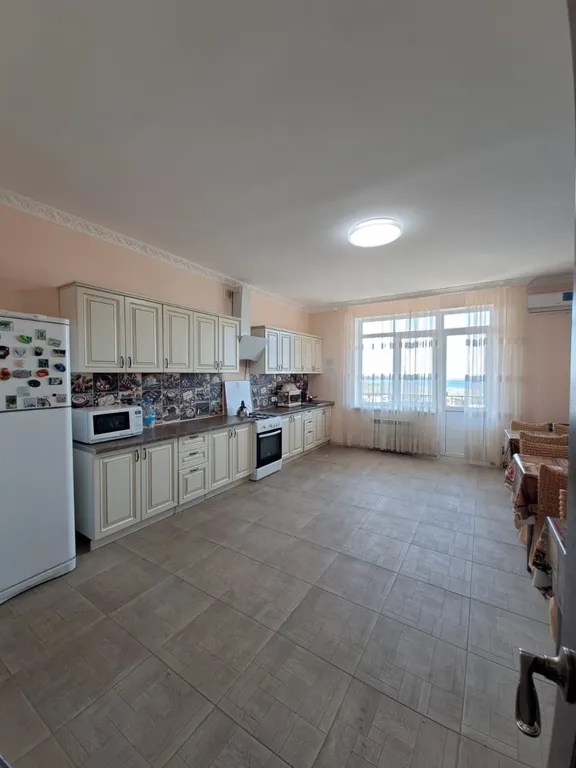 Квартира Апартаменты улучшенный Люкс с балконом с видом на море — Анапа