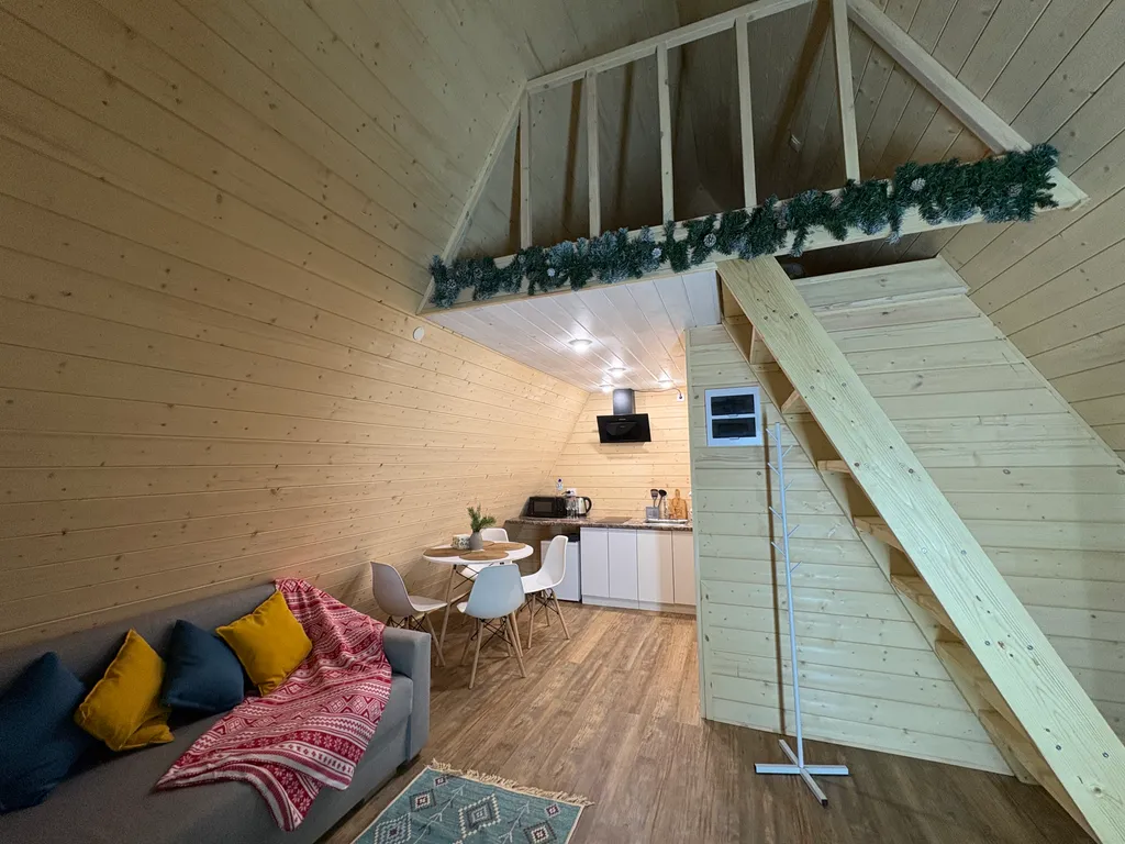 Гостевой дом в стиле А-фрейм Suvi в Карелии