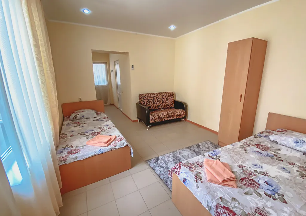 Квартира Комната — аренда посуточно в Голубицкая