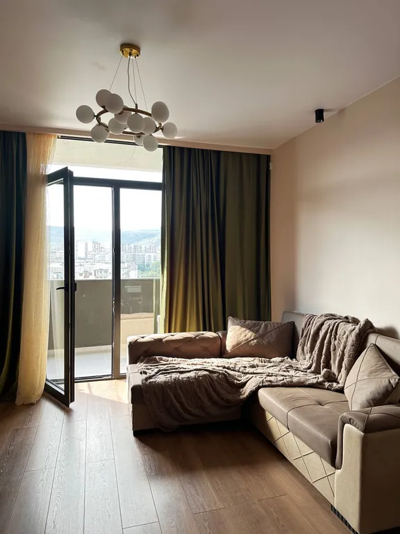 Olive Dream светлая квартира с балконом, Wi-Fi и видом на горы