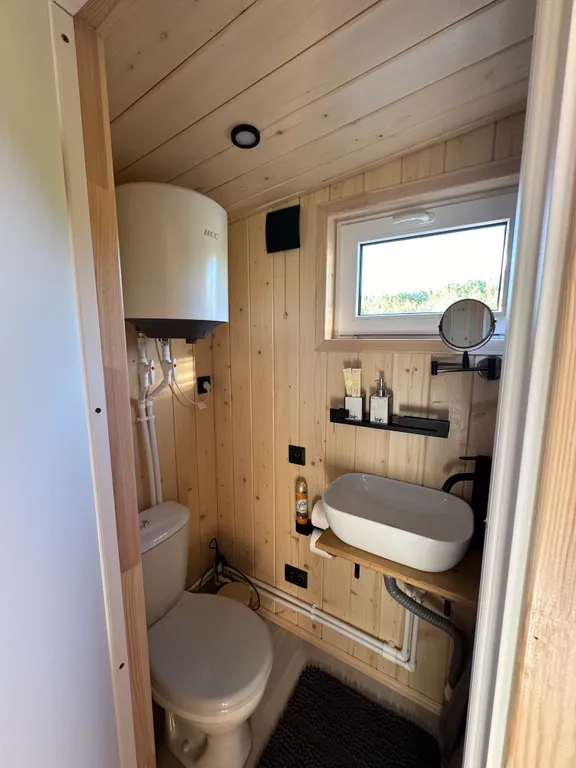 Дом около горьковского моря