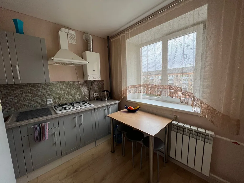 Уютная квартира рядом с Рыбной деревней