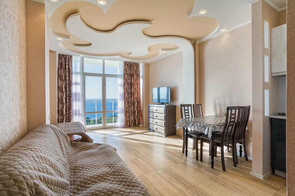 Красивая квартира-студия с прекрасным видом на море в Мисхоре