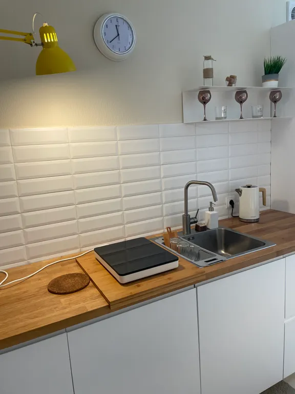 Дизайнерская студия с панорамным балконом в ЖК Две Столицы