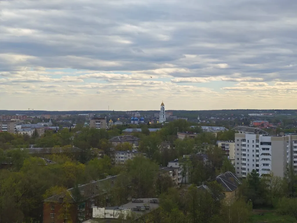 Просторная видовая квартира для большой семьи