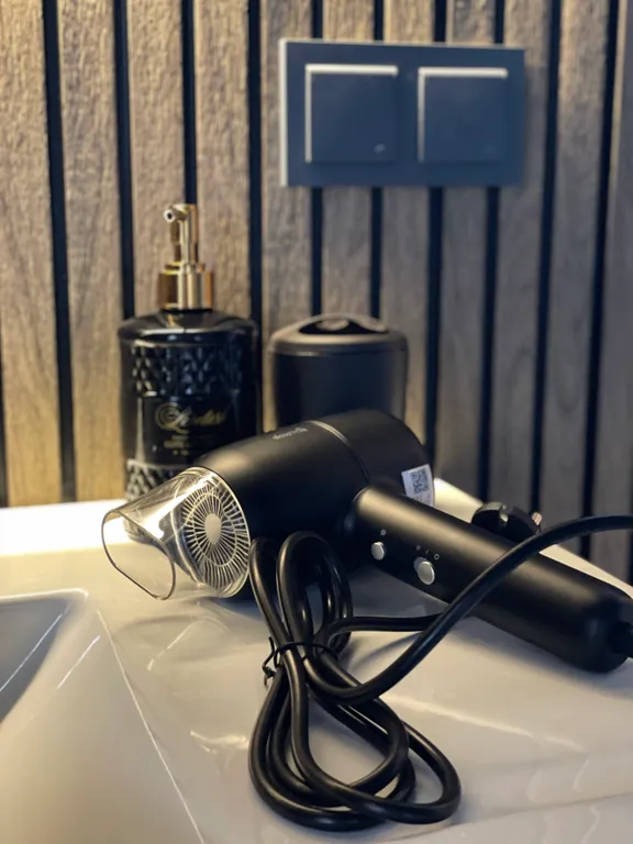 Новый современный дом с сауной в стиле барн хаус