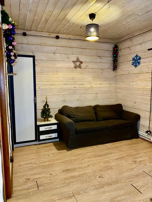 Коттедж Большой дом с террасой, баней на дровах и чаном в лесу на берегу реки — Старово