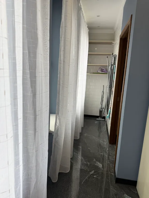 Уютная квартира с 2 изолированными спальнями с охраной