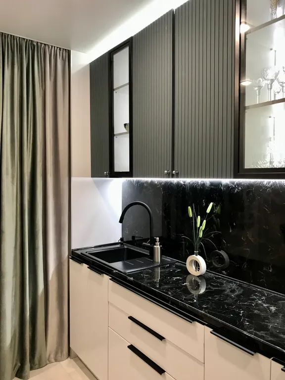 3-комнатная квартира около моря