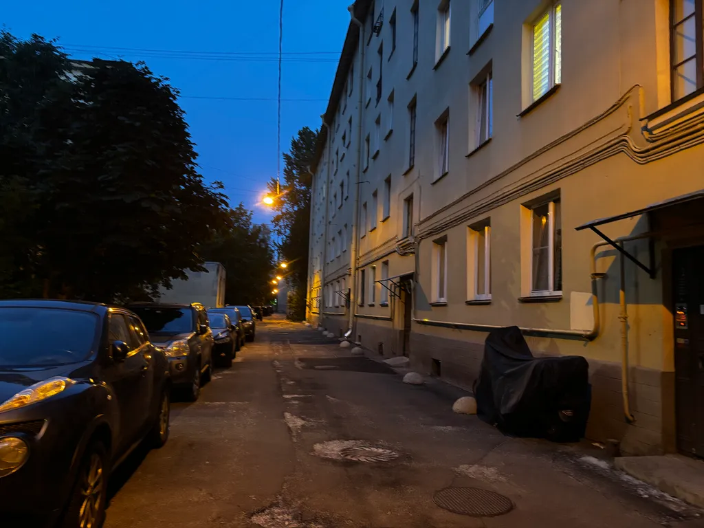 2хк кв у метро Горный институт уютно и по домашнему
