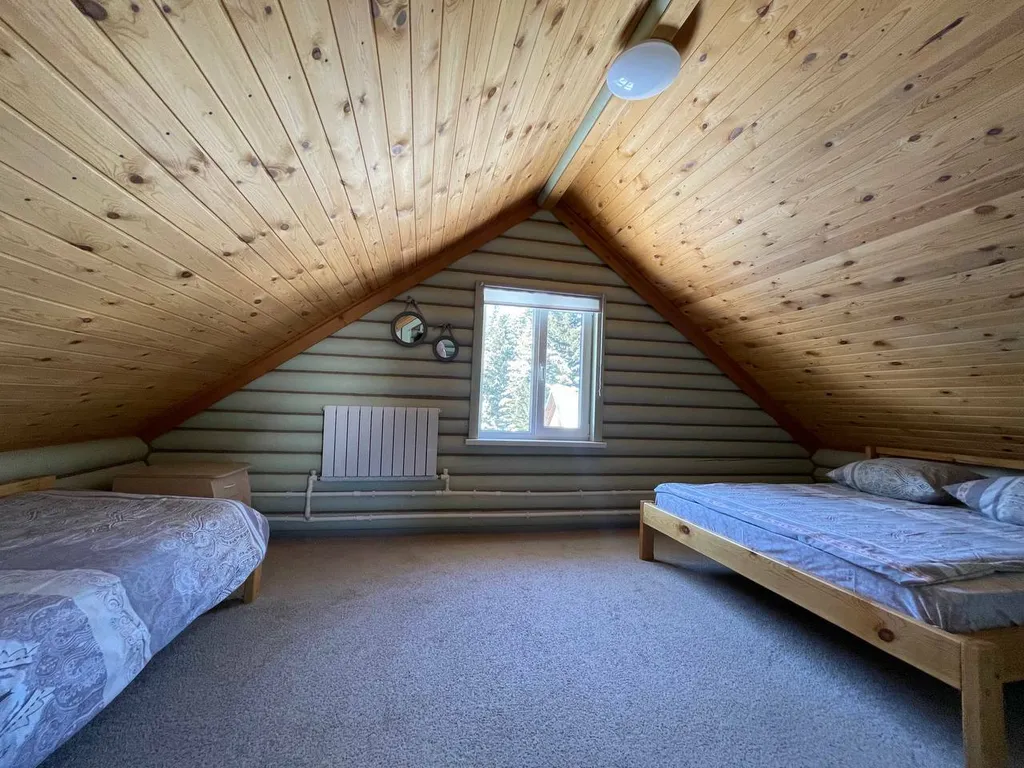 Коттедж у реки