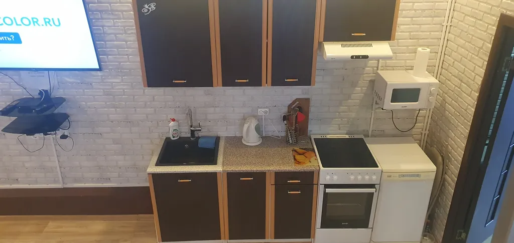 Уютный дом у реки с банным комплексом и бассейном