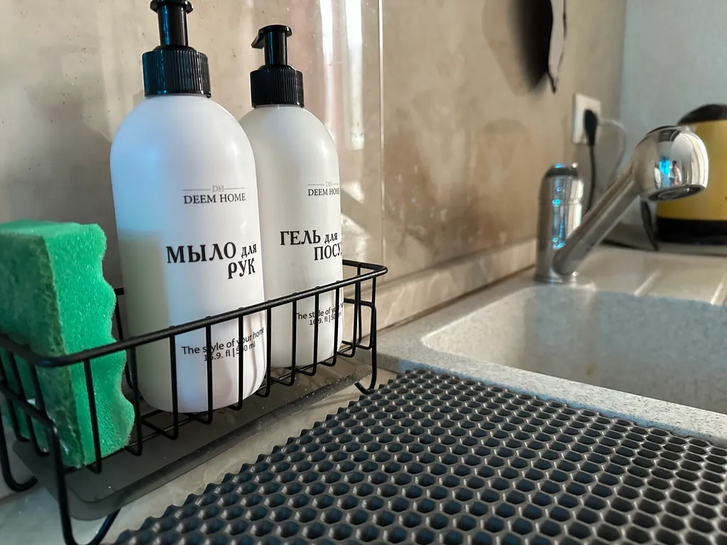 Пушка-евродвушка с видом на горы и Мариотт