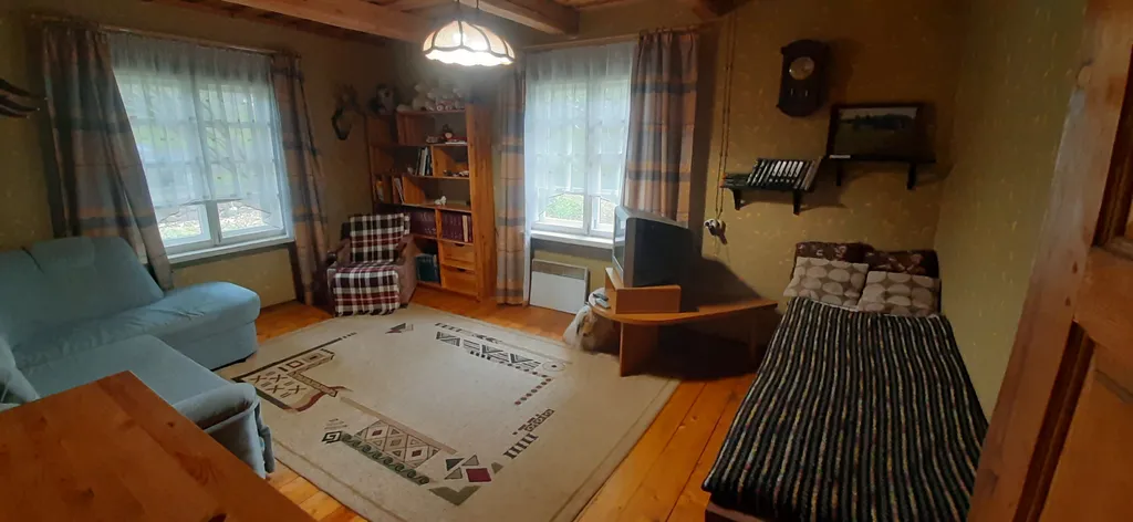 Хутор возле леса и озер