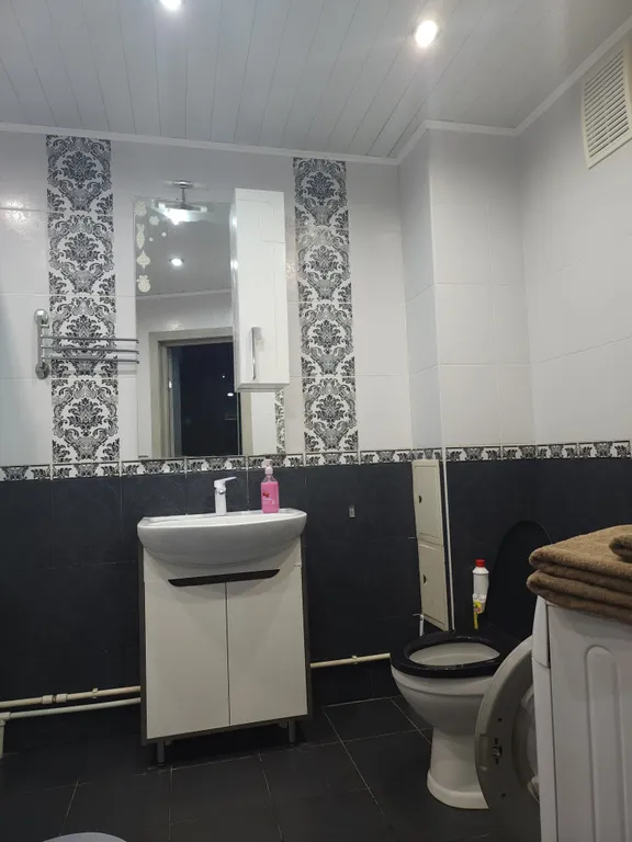 Просторная двухкомнатная квартира в уютном районе города