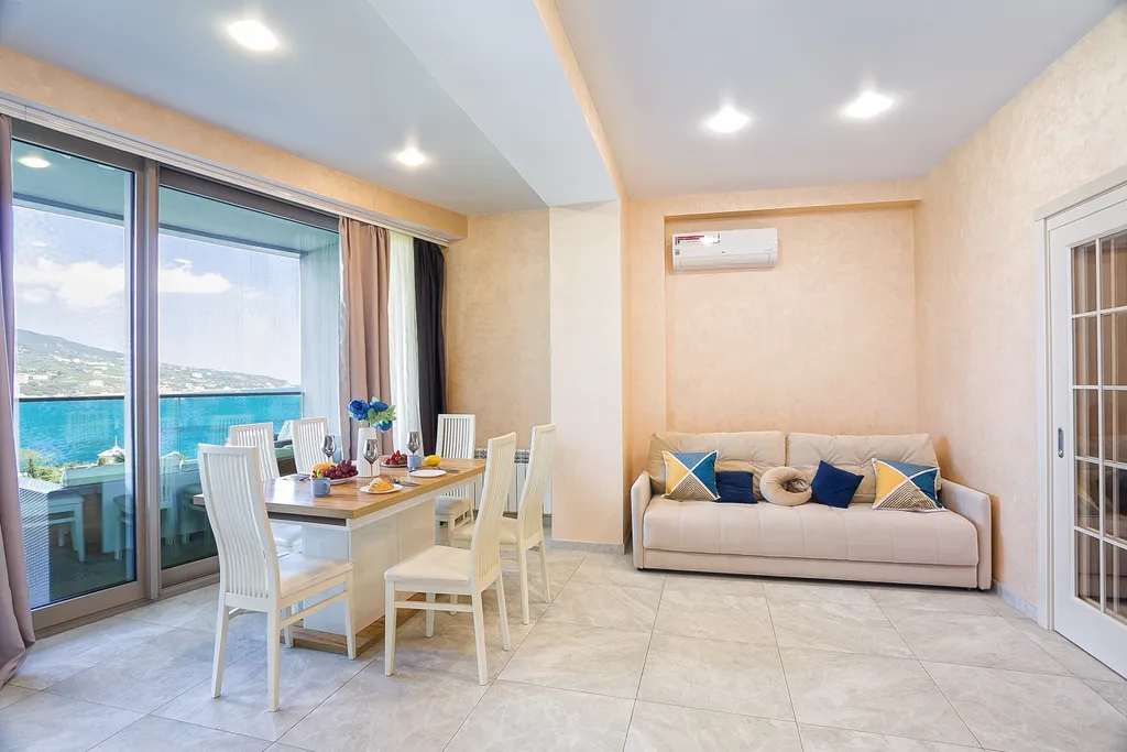 Апартамент и терраса с сумасшедшим видом на море в Приморском парке