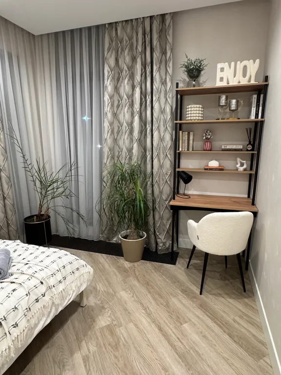 Гранд Престиж апарты с 3 отдельными спальнями и навесной маркизой