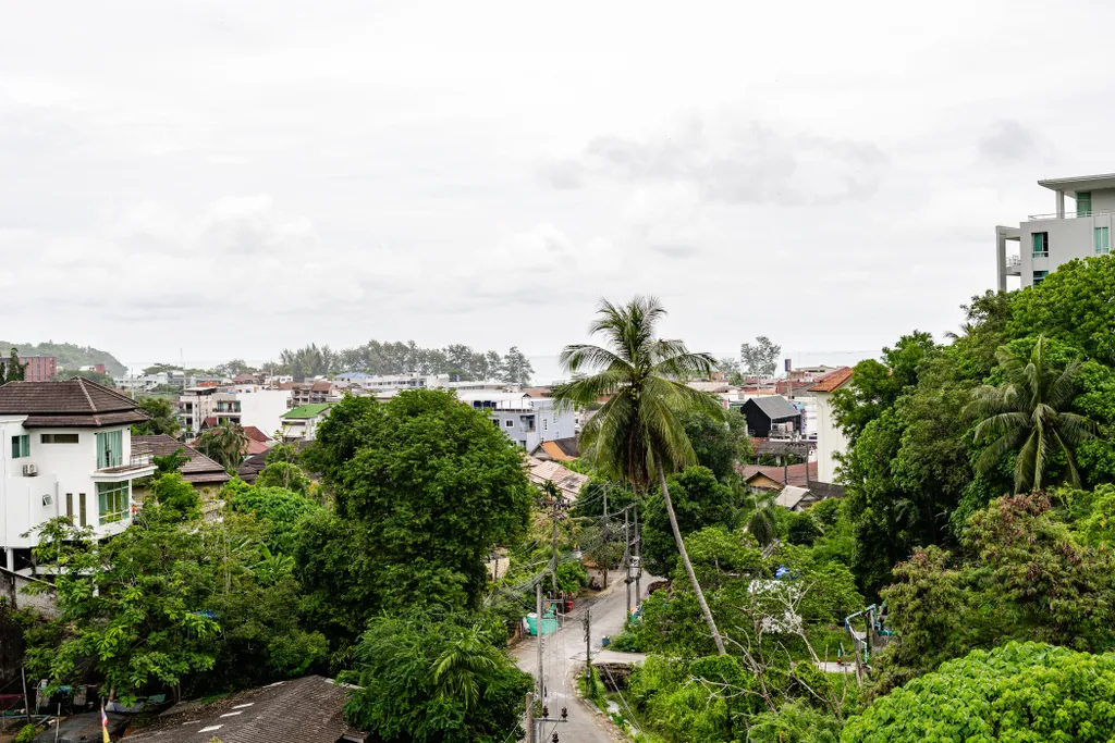 Новые апартаменты с видом на море у пляжа Карон