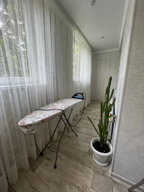 Большая квартира на 1 этаже в центре города