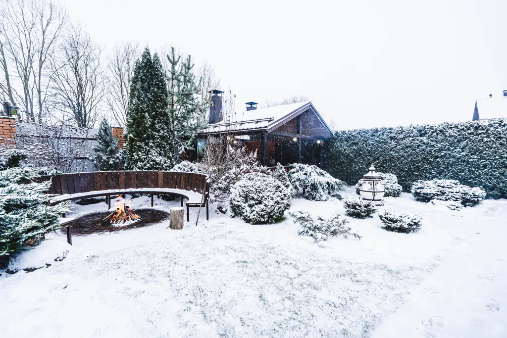 Коттедж Просторный уютный дом — Коммунар