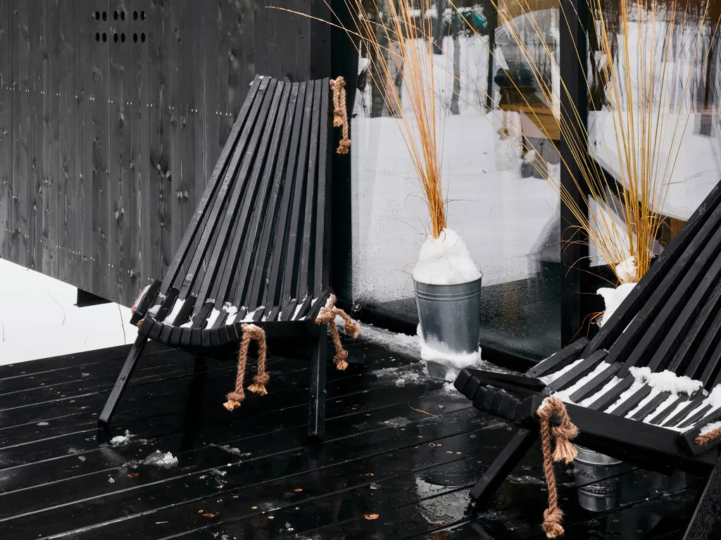 Дубльдом Тopоl cо cтильным интерьерoм и панoрaмным видом на лeс