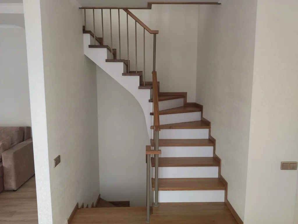 4-комнатный Дом