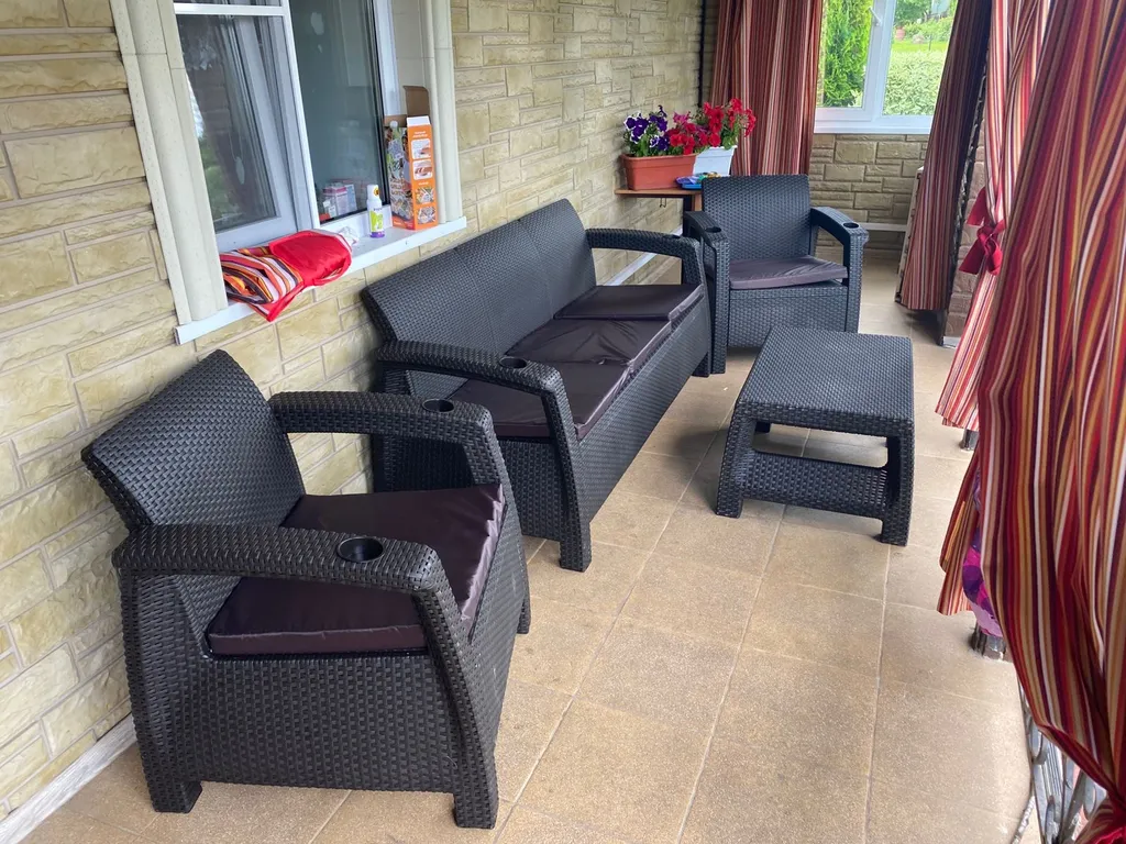 Большой уютный дом на озере