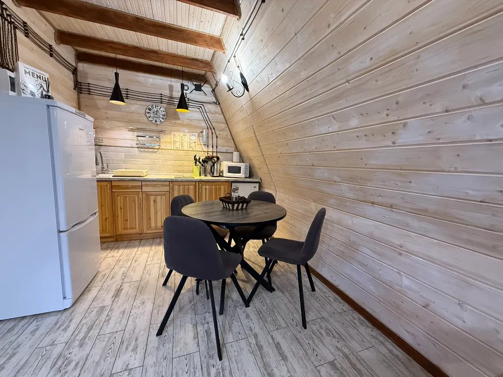 А-Frame домик с видом на гору Чегет