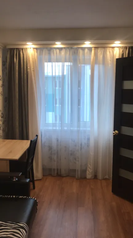 2-х комнатная квартира с хорошим ремонтом у трк окей