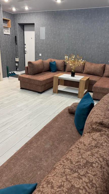 Квартира в центре на берегу озера