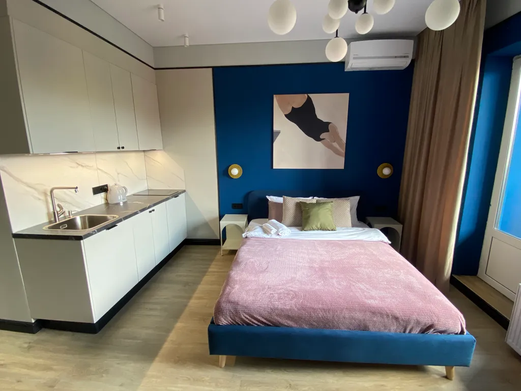 Квартира Квартира Дизайнерская студия в новом ЖК со свежим ремонтом, кондиционером и бойлером — Гатчина