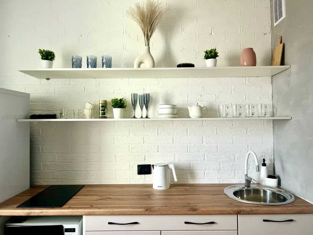 Grеen wood возле залива