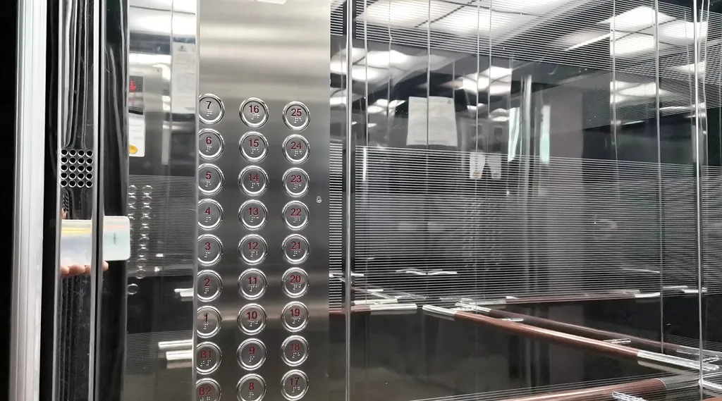 Шикарная квартира с видом на Золотой и Русский мост