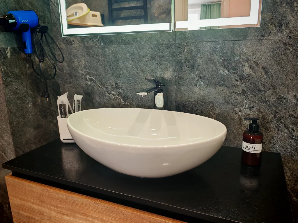 Уютная современная квартира вблизи исторического центра