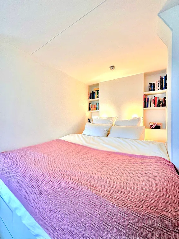 Уютная студия рядом с лесом