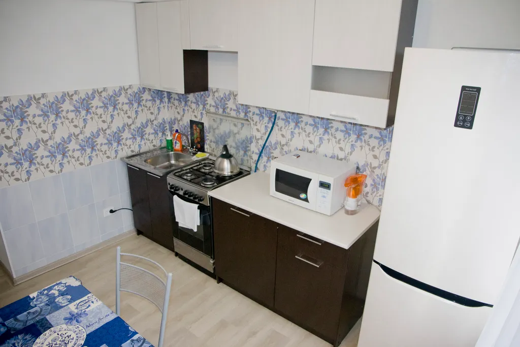 Теплая двухкомнатная с большой кухней